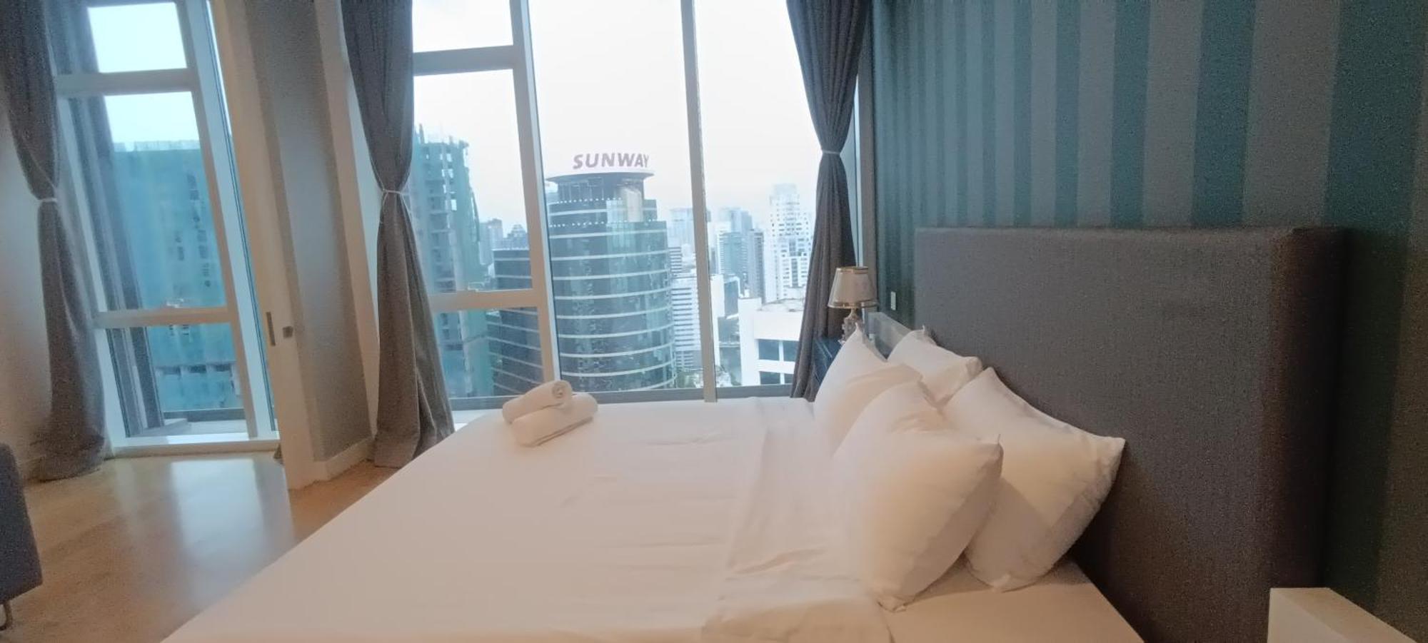 Sidemen Suites At Platinum Klcc Kuala Lumpur Bagian luar foto